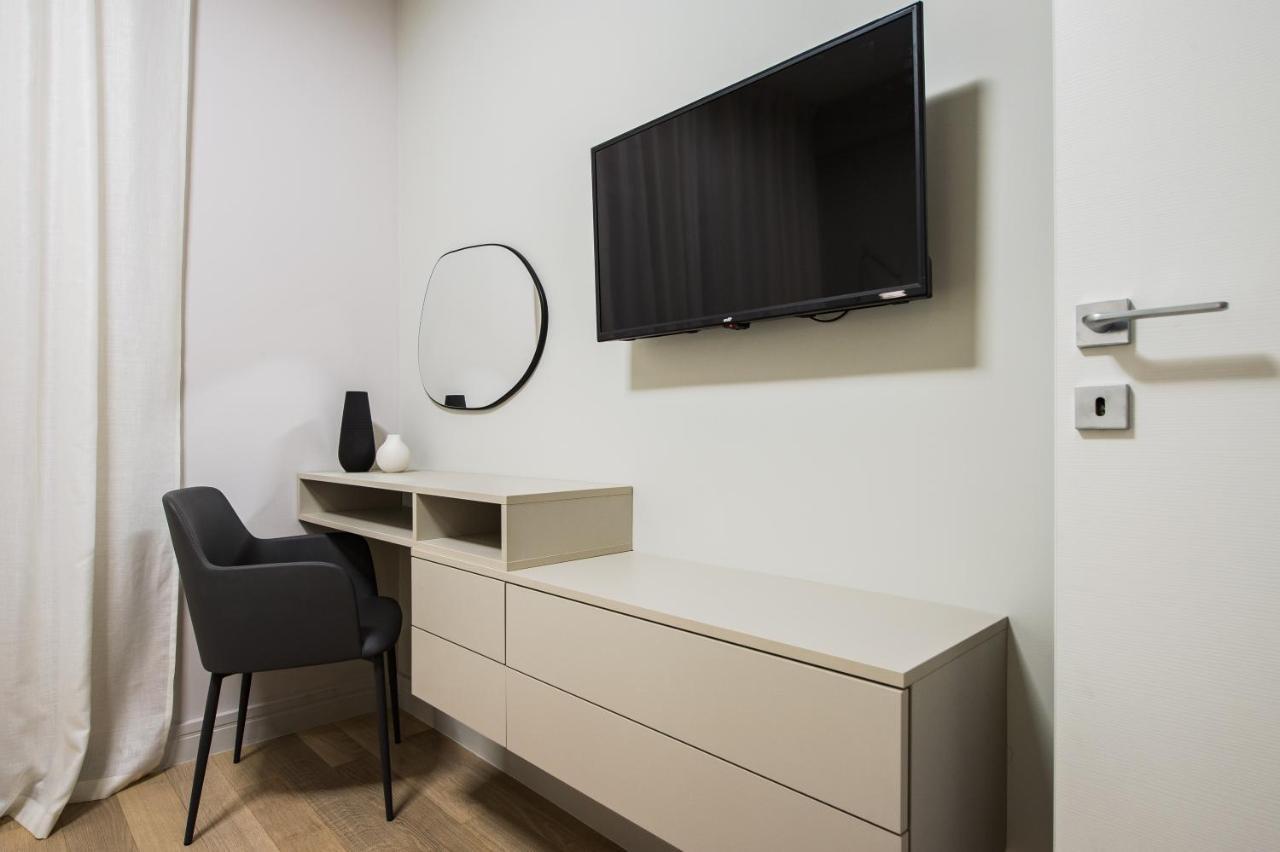 Luxury Apartments Elizabeth ポドストラナ エクステリア 写真