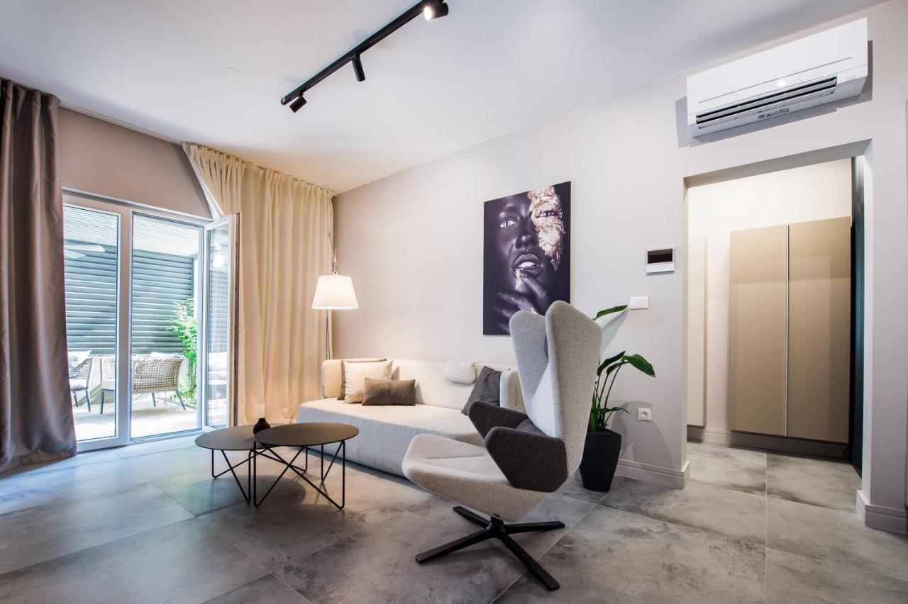 Luxury Apartments Elizabeth ポドストラナ エクステリア 写真