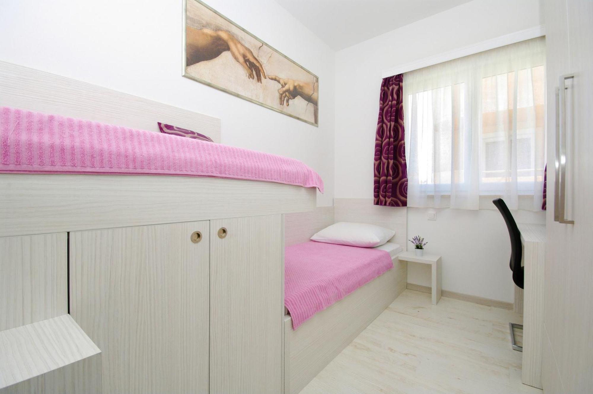Luxury Apartments Elizabeth ポドストラナ 部屋 写真